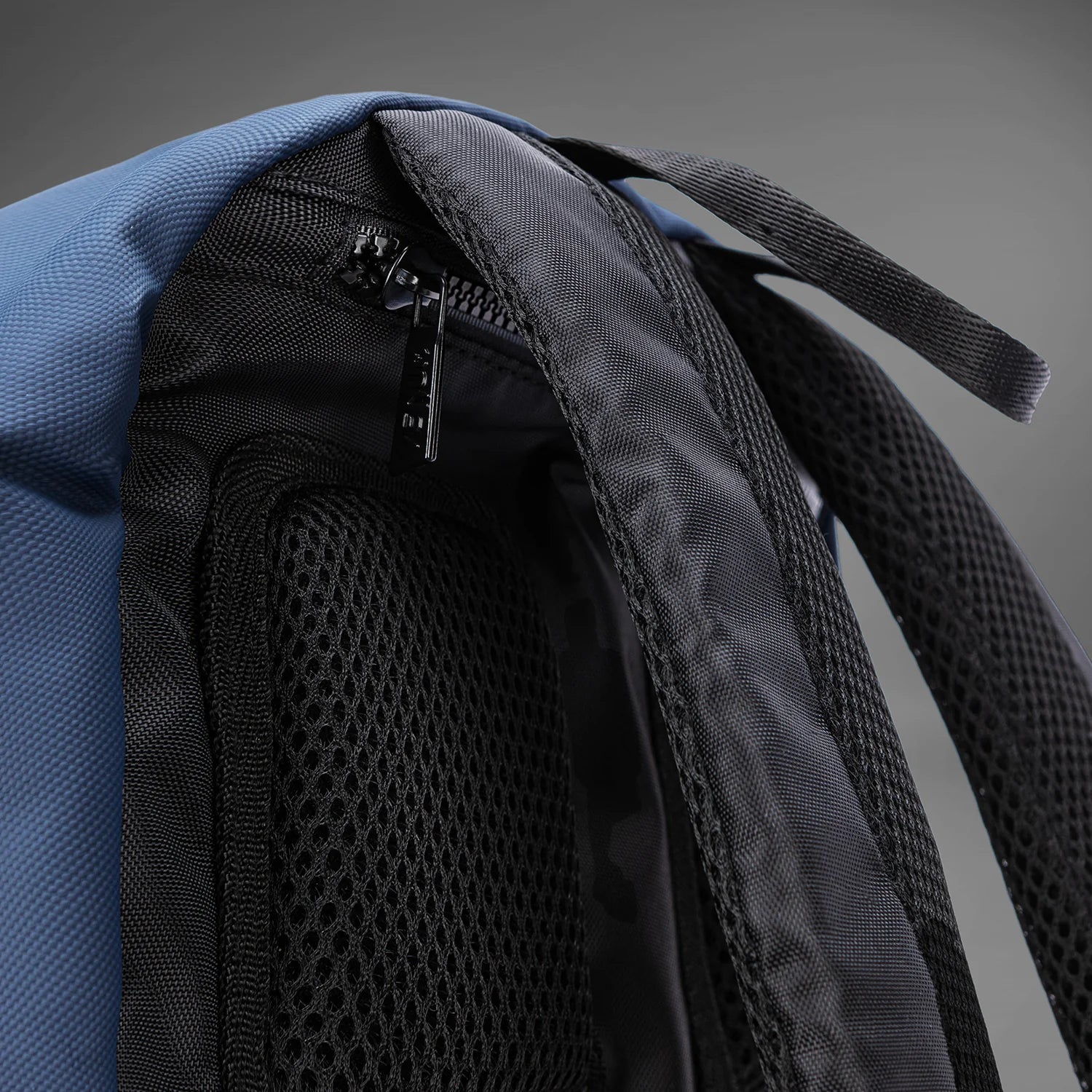 Mochila Venum Evo 2 (20-25L) - Negro/Azul