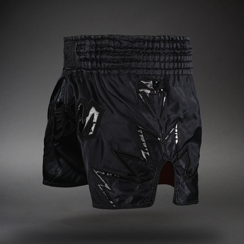 Shorts de Muay Thai Venum Inferno 2.0 - Negro/Gris