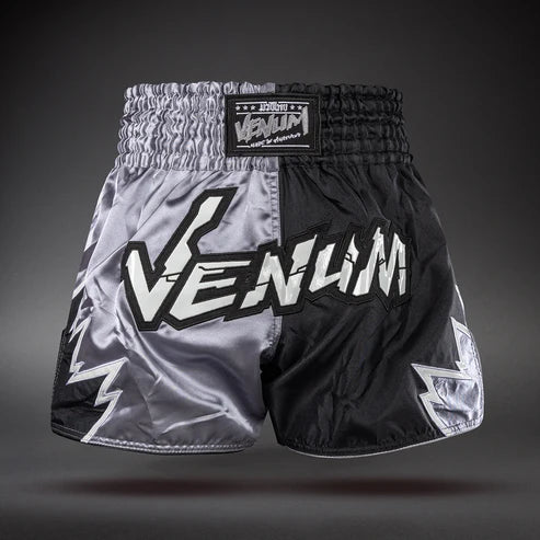 Shorts de Muay Thai Venum Inferno 2.0 - Gris/Negro