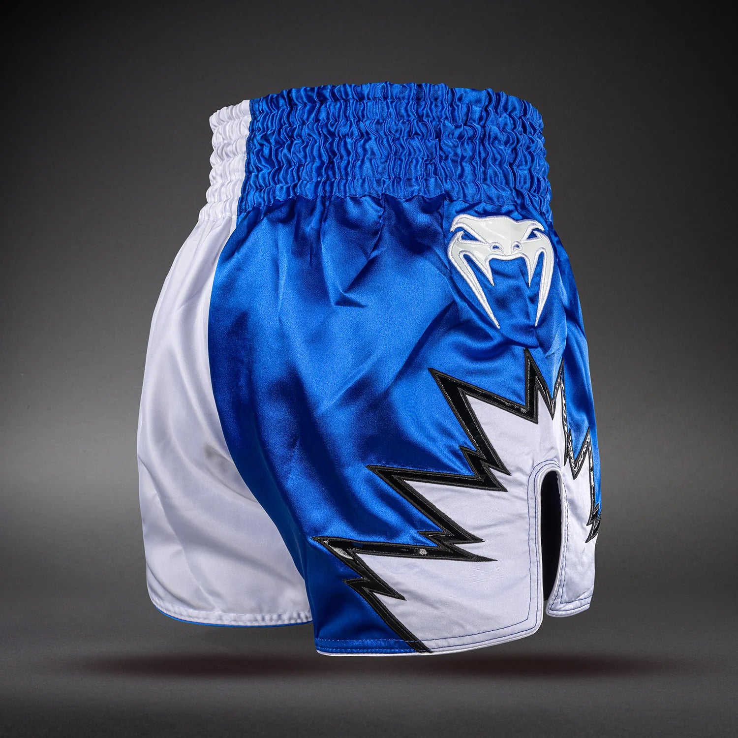 Shorts de Muay Thai Venum Inferno 2.0 - Blanco/Azul