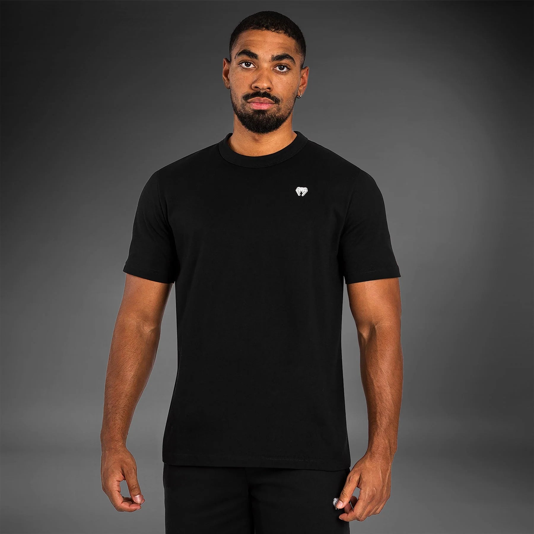 Camiseta Venum Silent Power - Negra