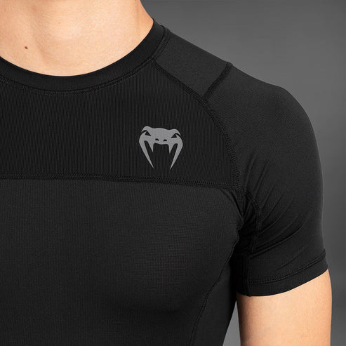 Rashguard de manga corta  Venum G-Fit Air - Negro