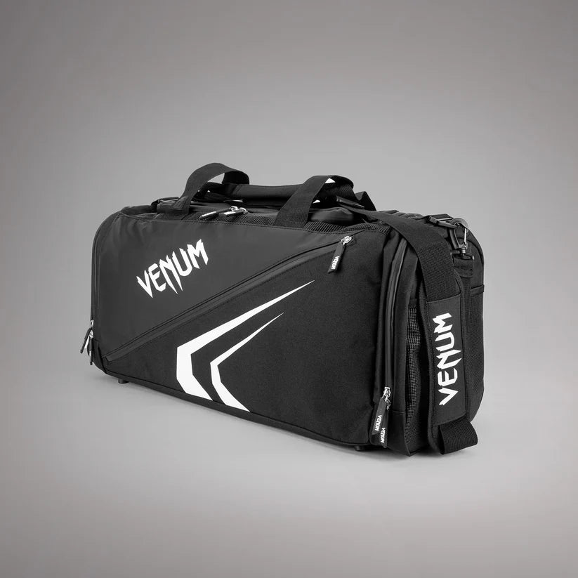 Maletin Venum Trainer Lite Evo (48L) - Negro/Blanco
